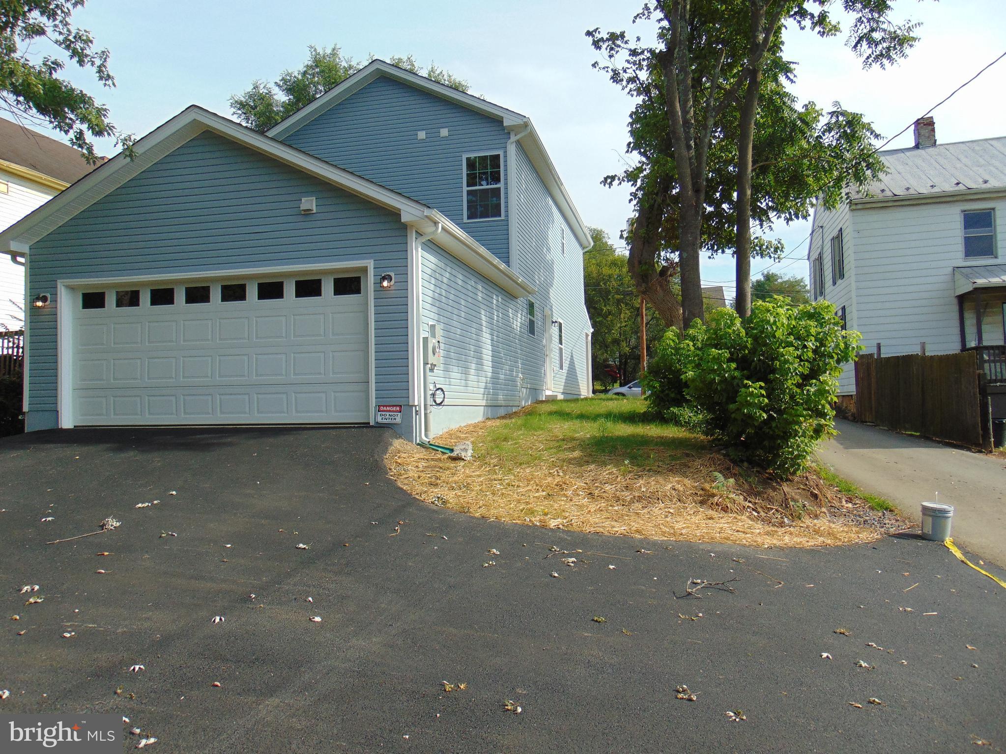 MARTINSBURG CITY - Residential