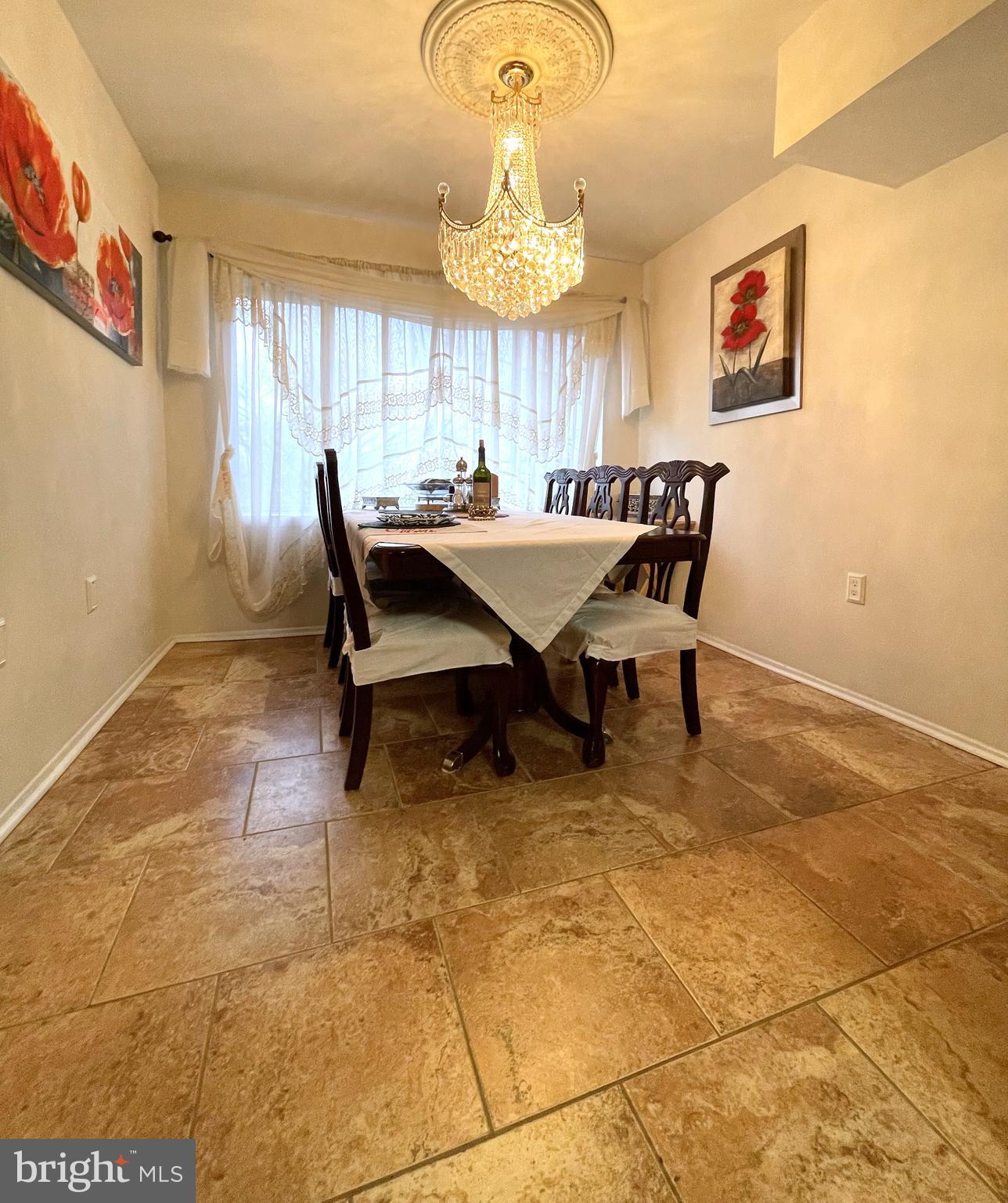 VILLA RIDGE CONDOMINIUM - Residential