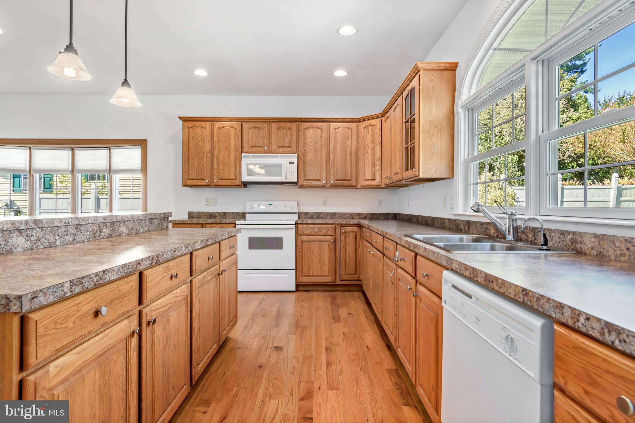 COLLEGE HEIGHTS - Residential