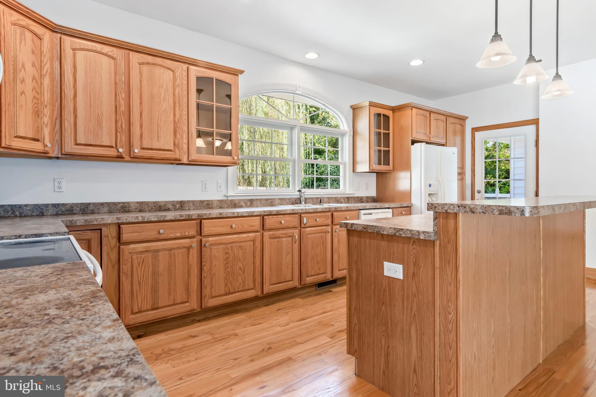 COLLEGE HEIGHTS - Residential