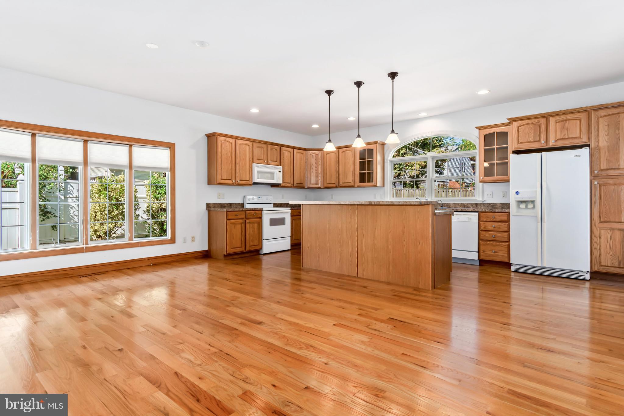 COLLEGE HEIGHTS - Residential