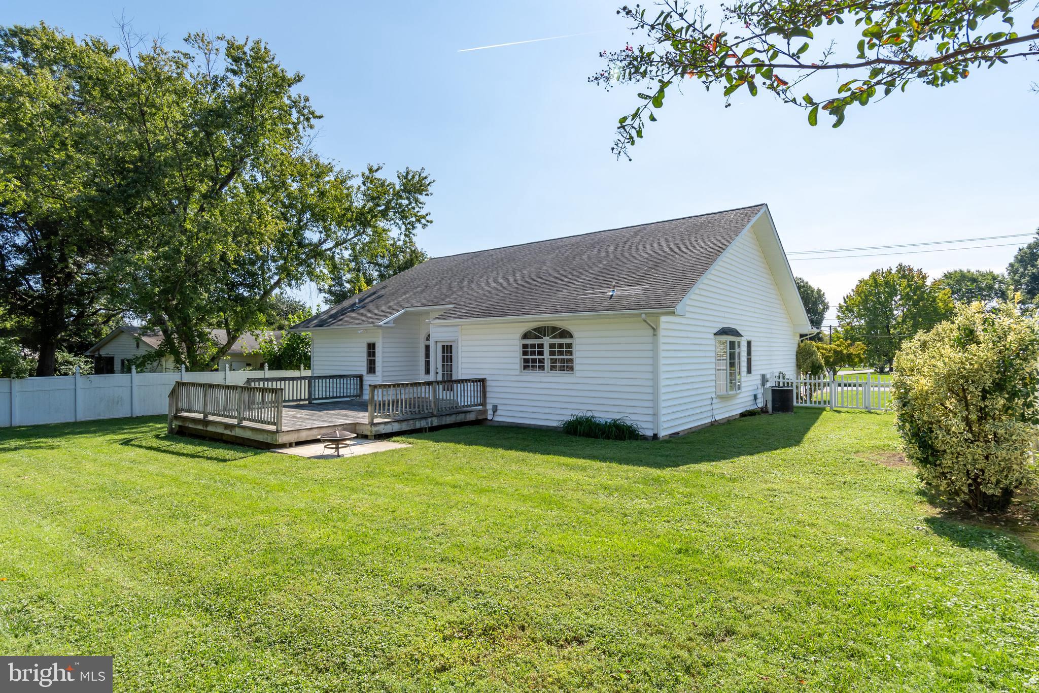 COLLEGE HEIGHTS - Residential