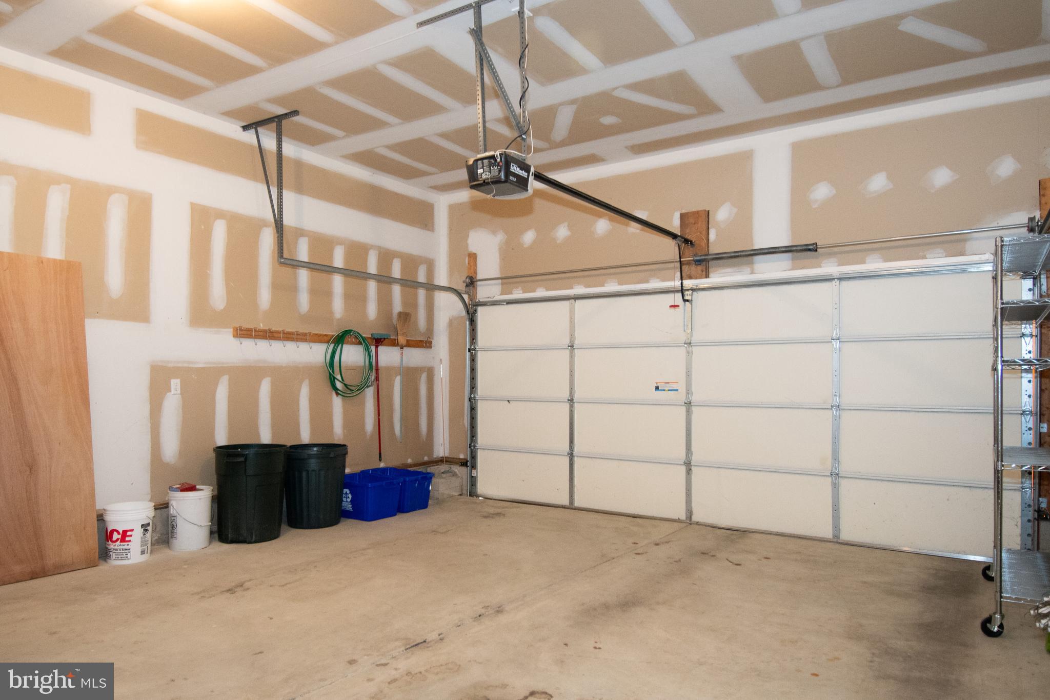 COLLEGE HEIGHTS - Residential