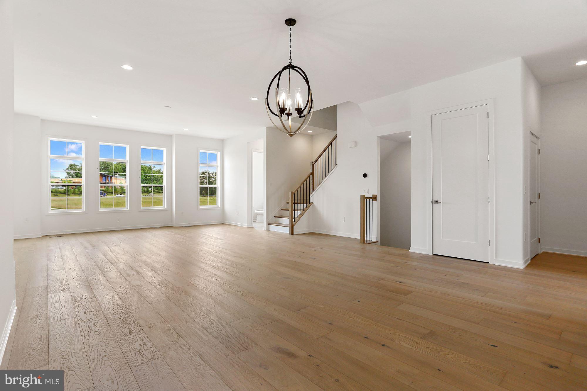 REGENCY AT BELMONT - Residential