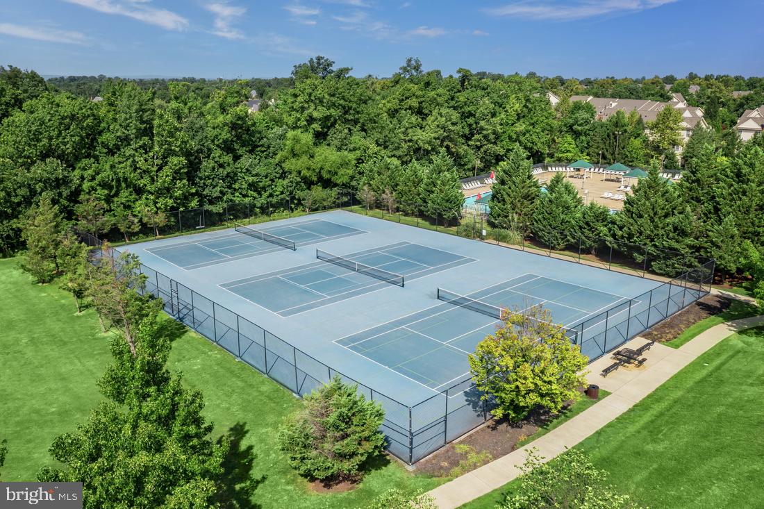 REGENCY AT BELMONT - Residential