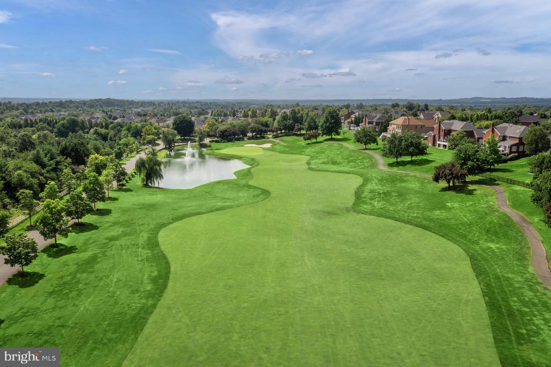 REGENCY AT BELMONT - Residential