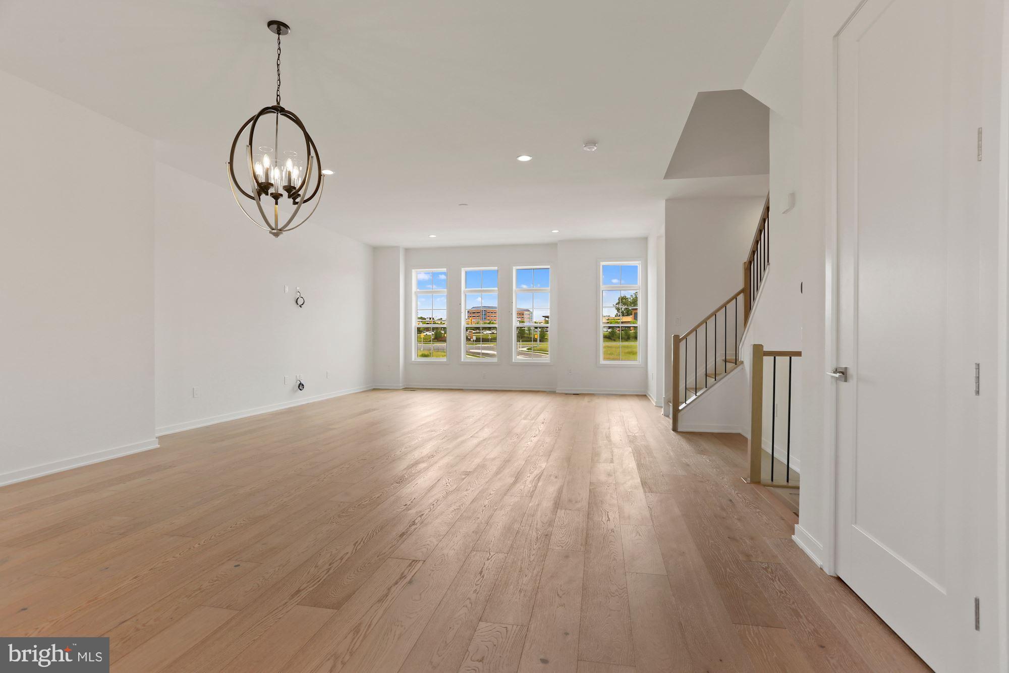 REGENCY AT BELMONT - Residential