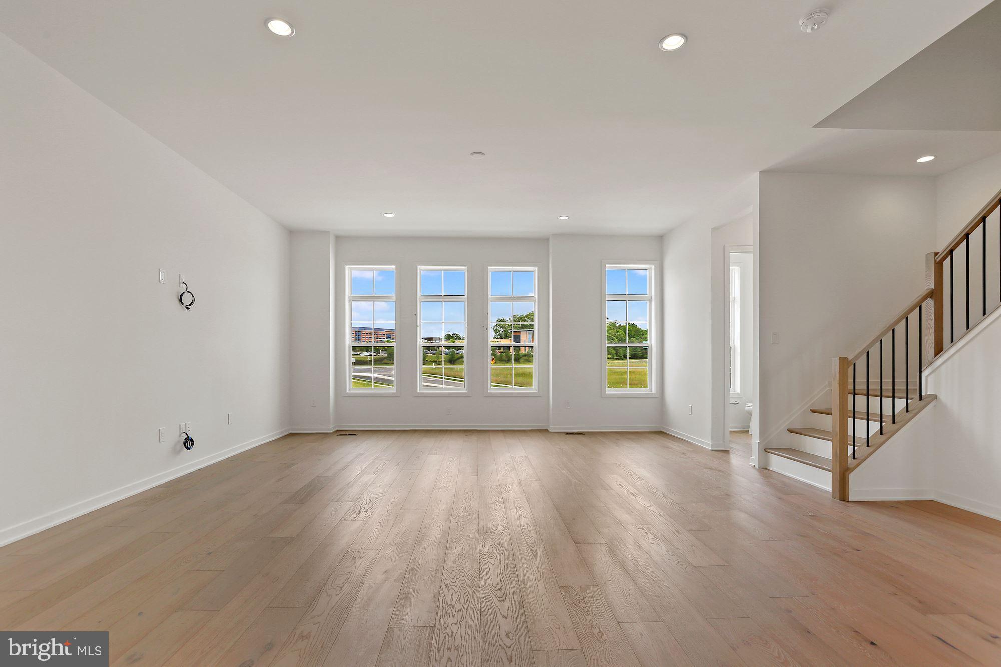 REGENCY AT BELMONT - Residential