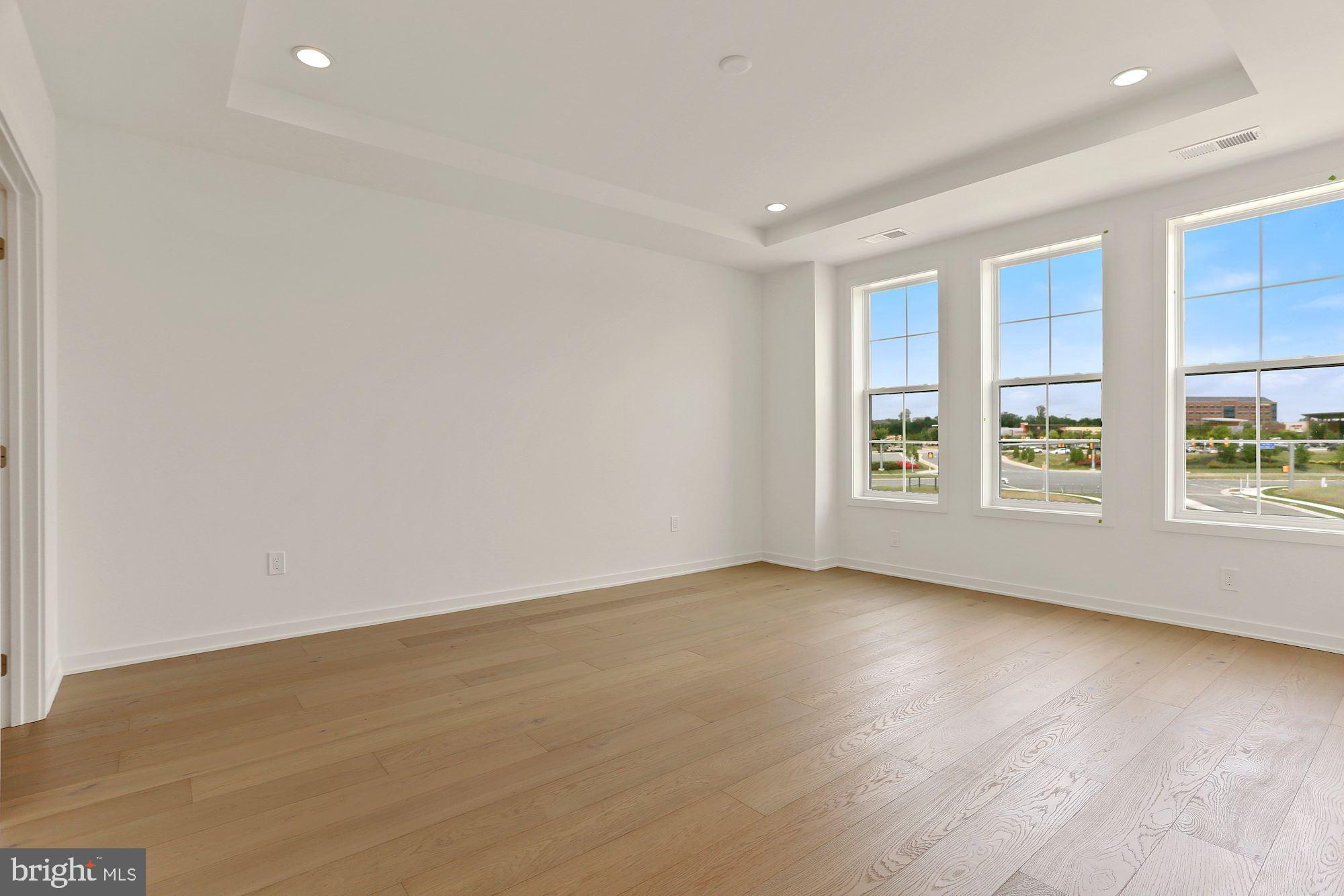 REGENCY AT BELMONT - Residential