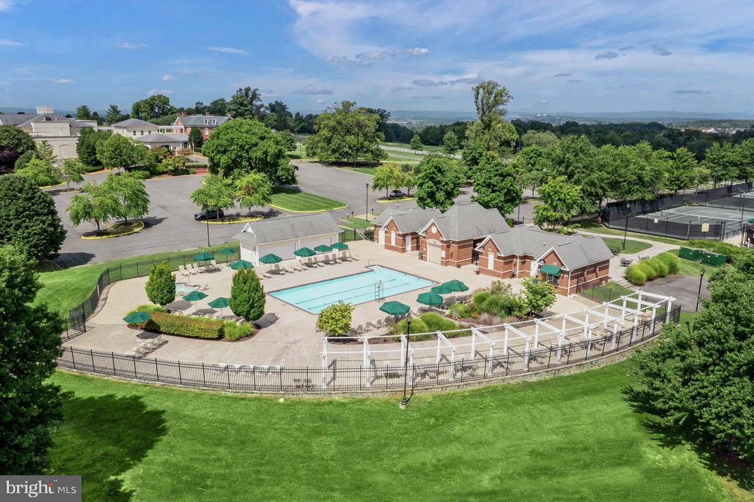 REGENCY AT BELMONT - Residential