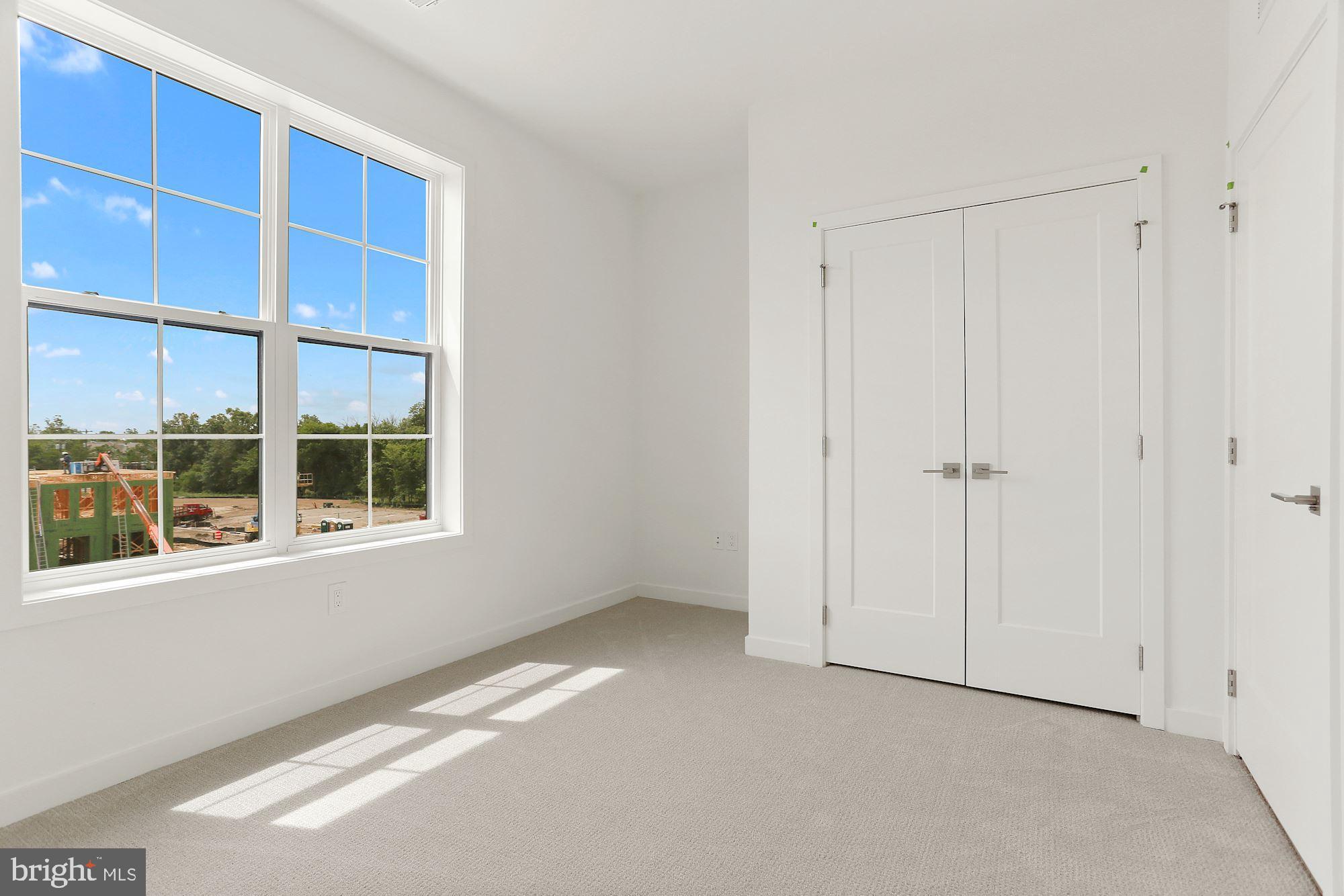 REGENCY AT BELMONT - Residential