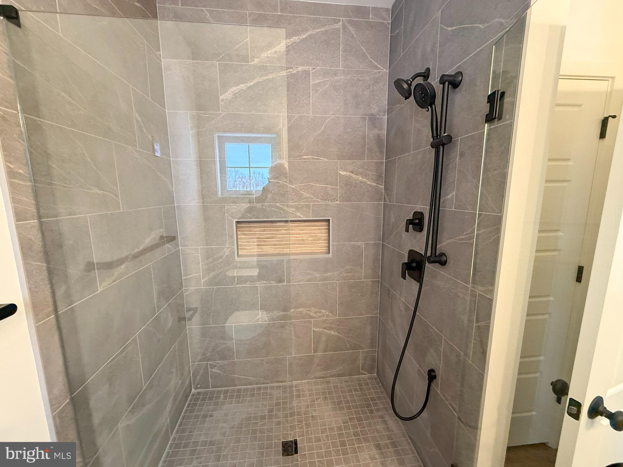 219 PARKSIDE PLACE 36