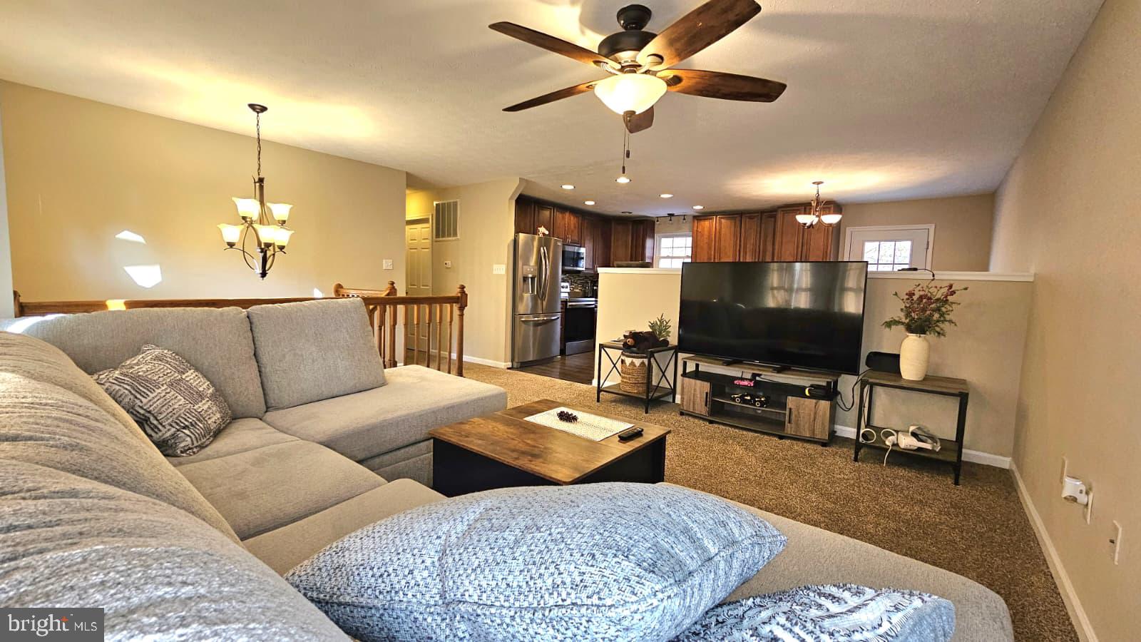 SHEN SHORES - Residential