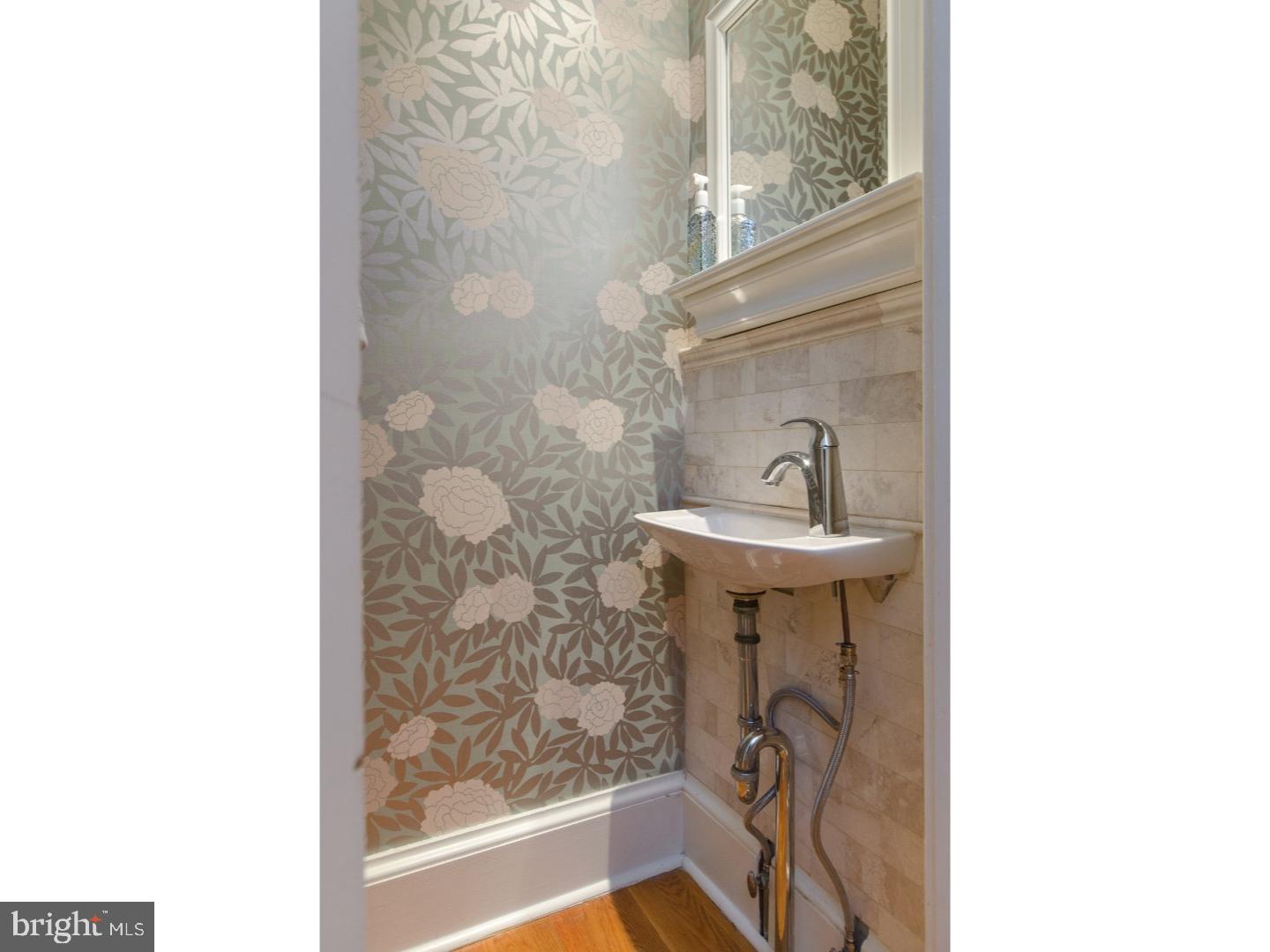 SOCIETY HILL - Residential