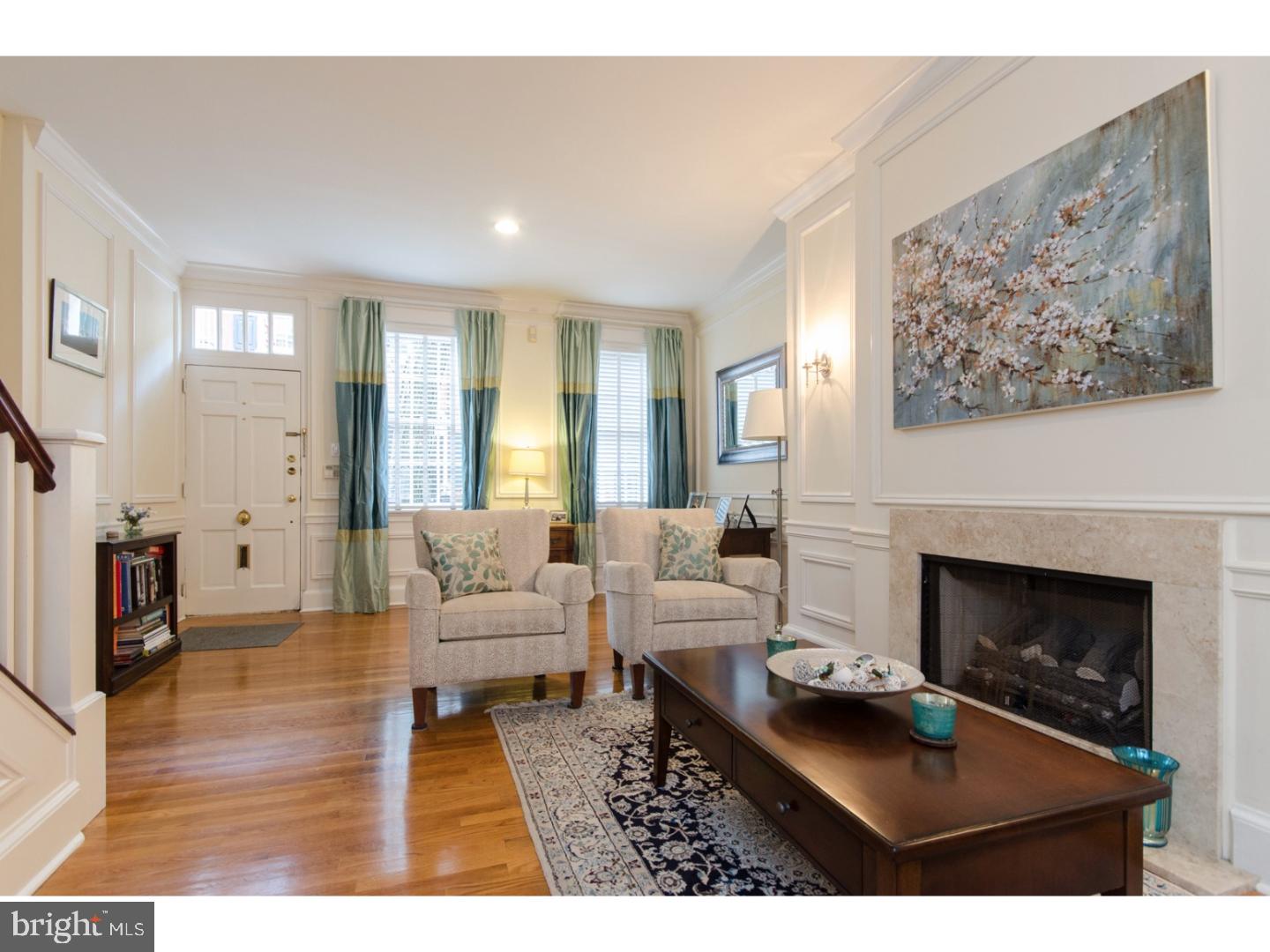 SOCIETY HILL - Residential