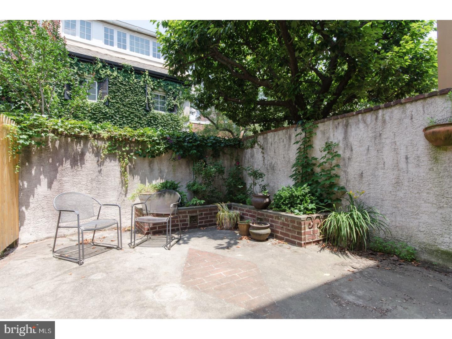 SOCIETY HILL - Residential