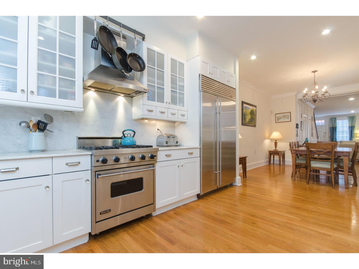 SOCIETY HILL - Residential