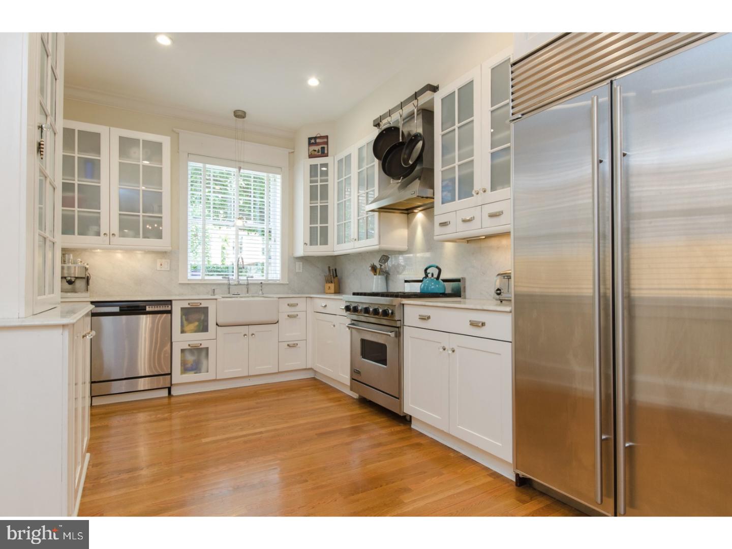 SOCIETY HILL - Residential