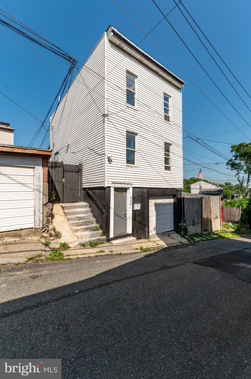 920 N FAIR STREET