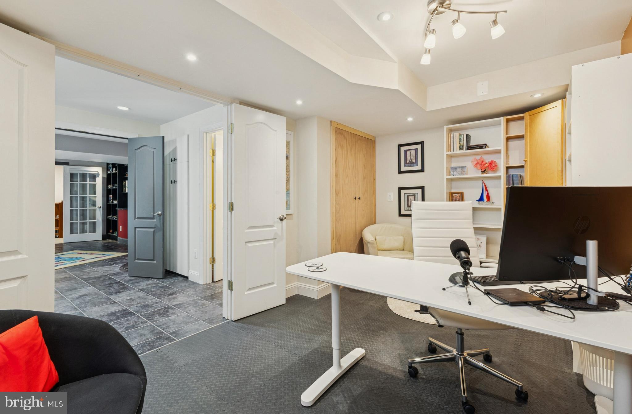 LAKE MANASSAS - Residential