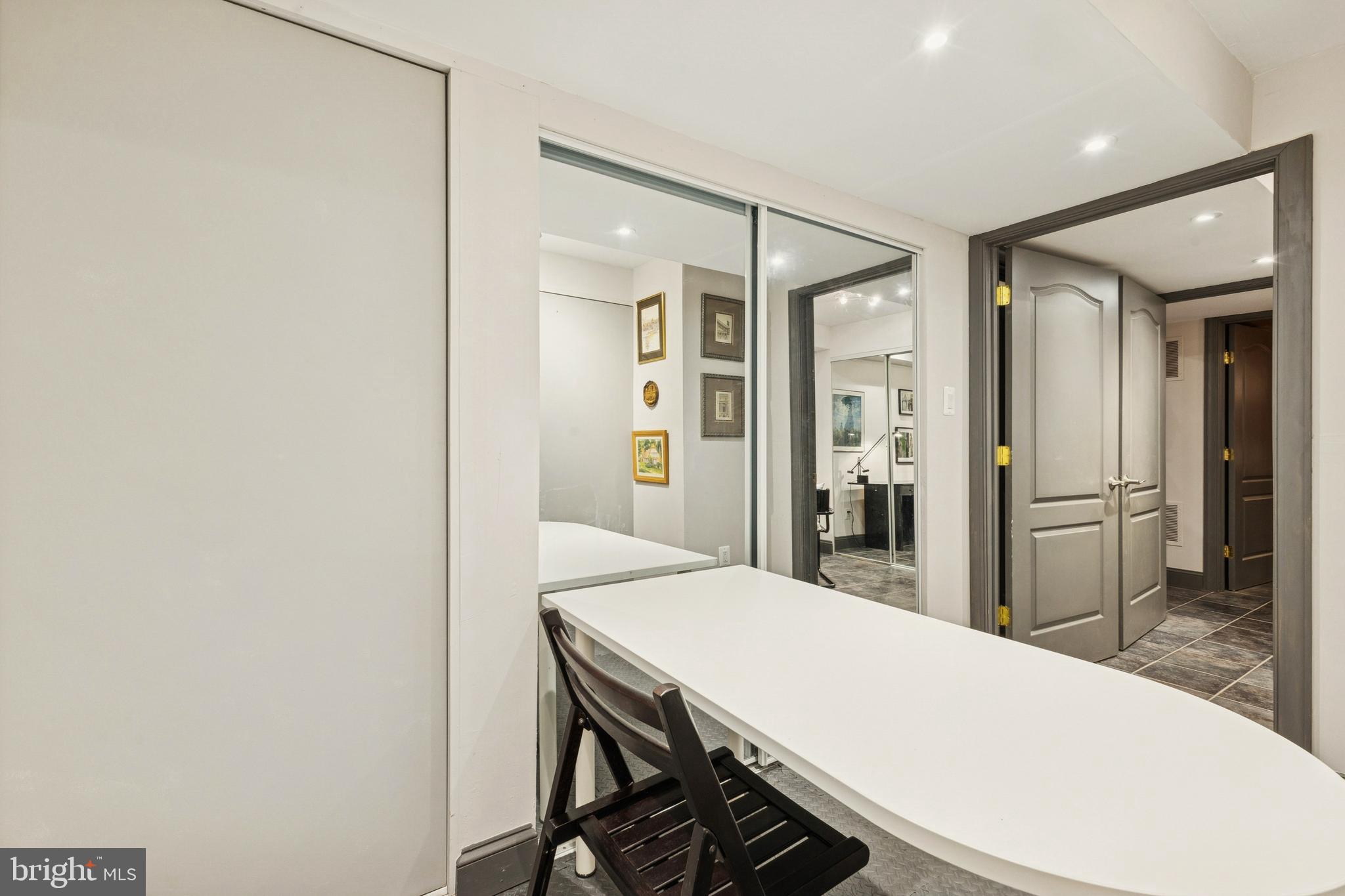 LAKE MANASSAS - Residential