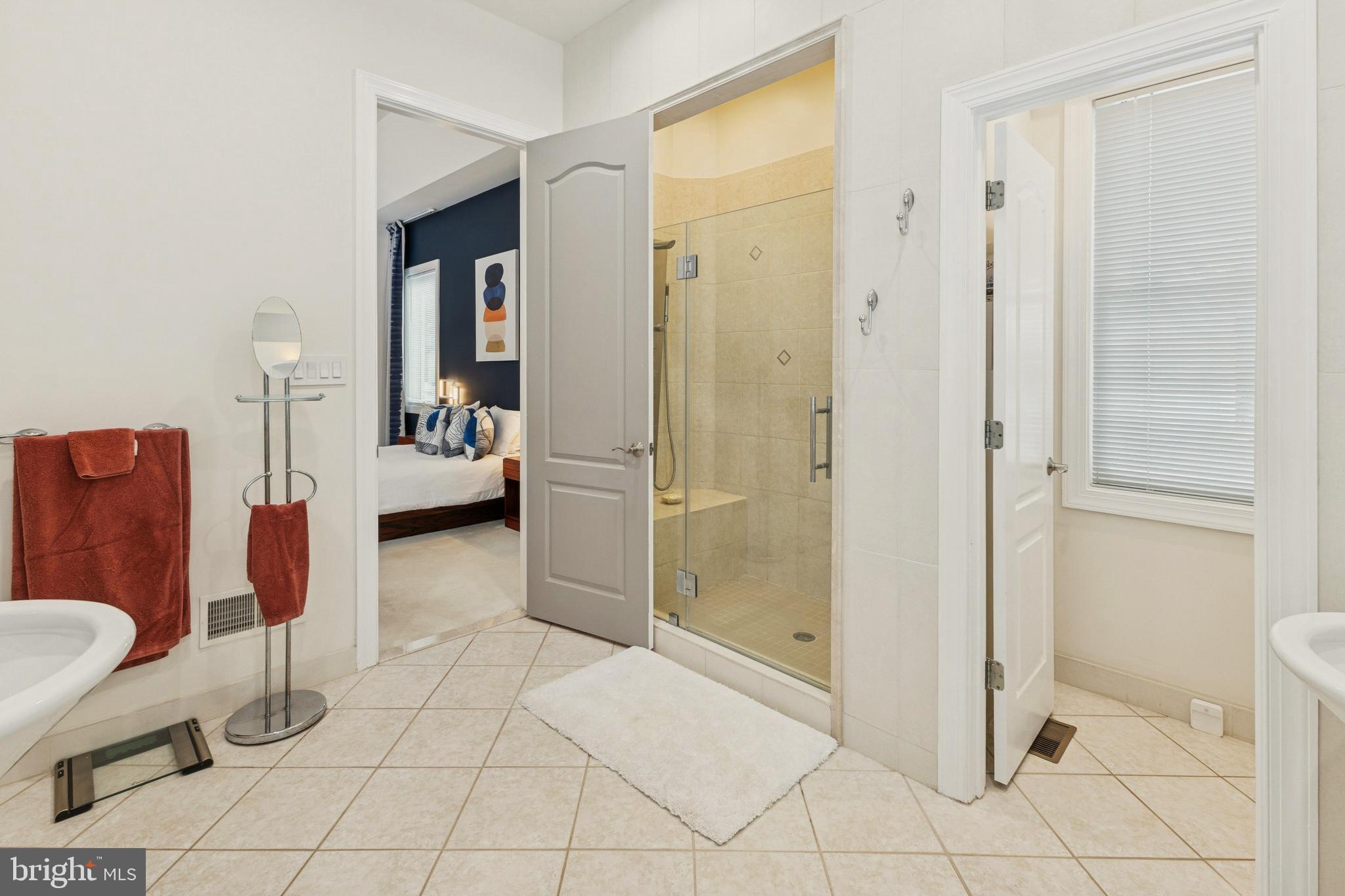 LAKE MANASSAS - Residential