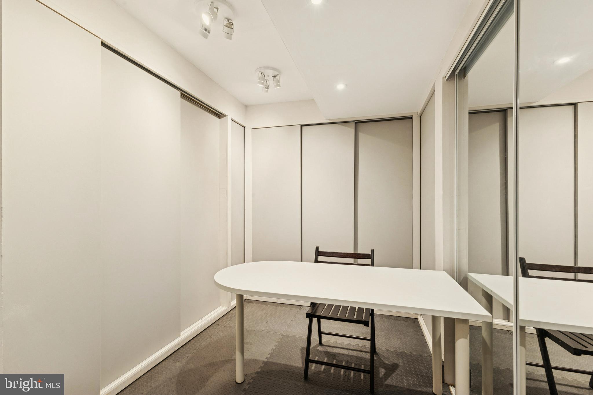 LAKE MANASSAS - Residential