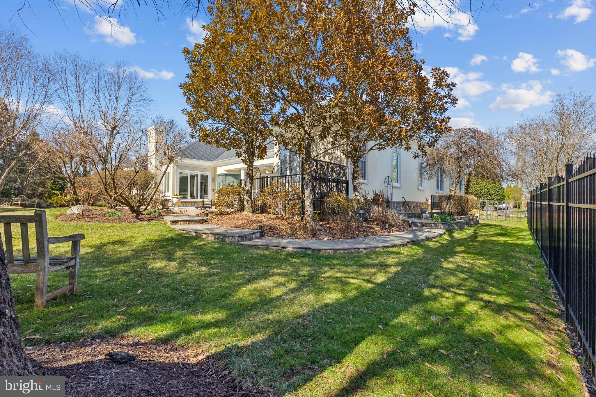 LAKE MANASSAS - Residential