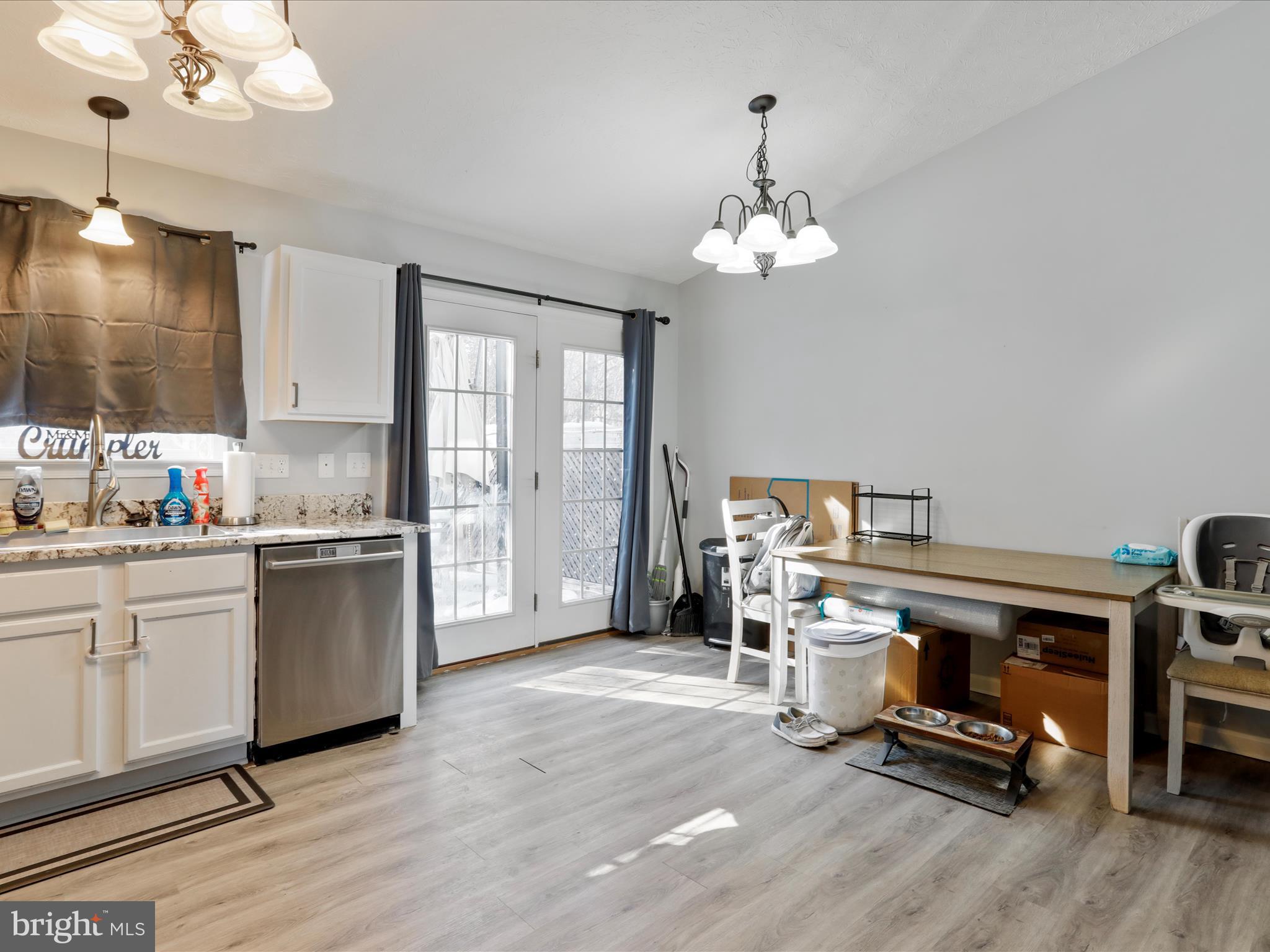 524 STONEWALL STREET