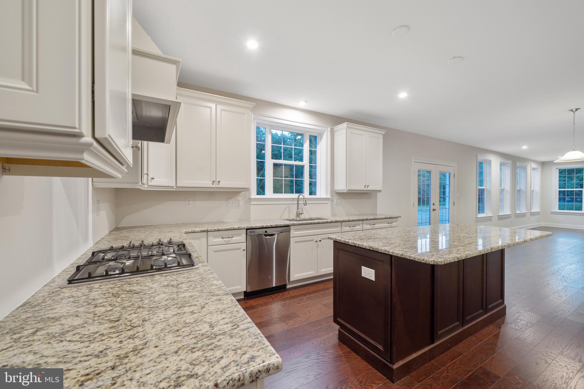 HIGHLANDS AT BACK CREEK - Residential