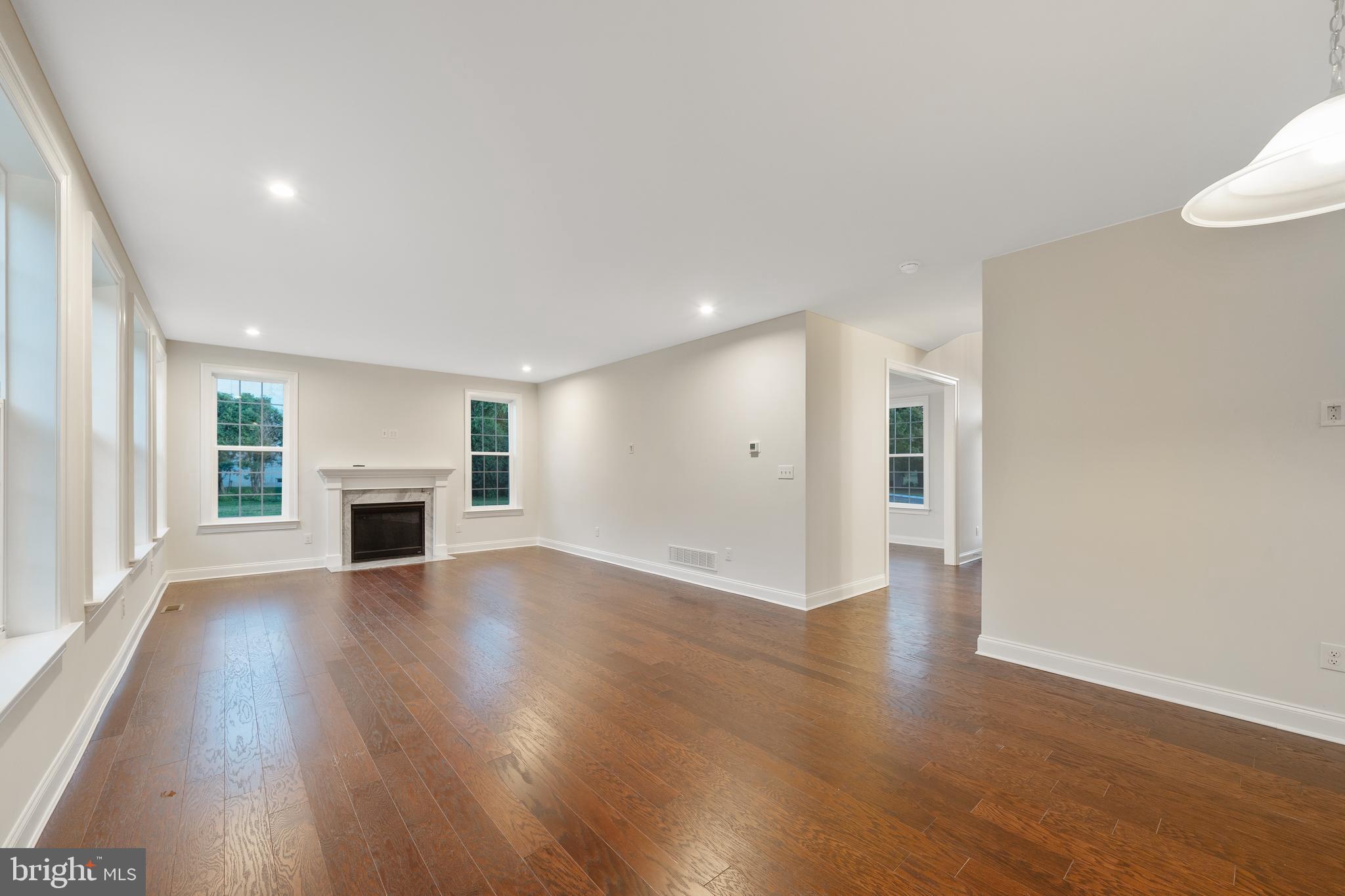 HIGHLANDS AT BACK CREEK - Residential