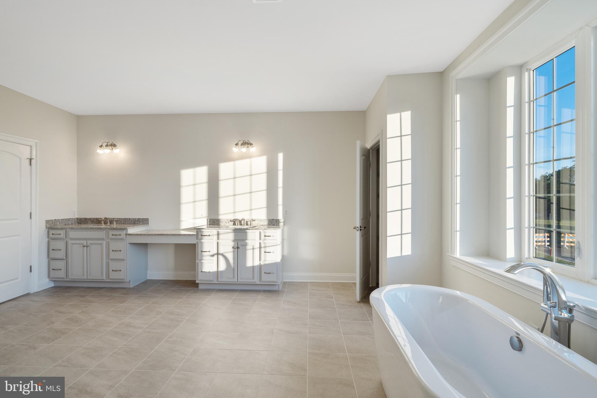 HIGHLANDS AT BACK CREEK - Residential