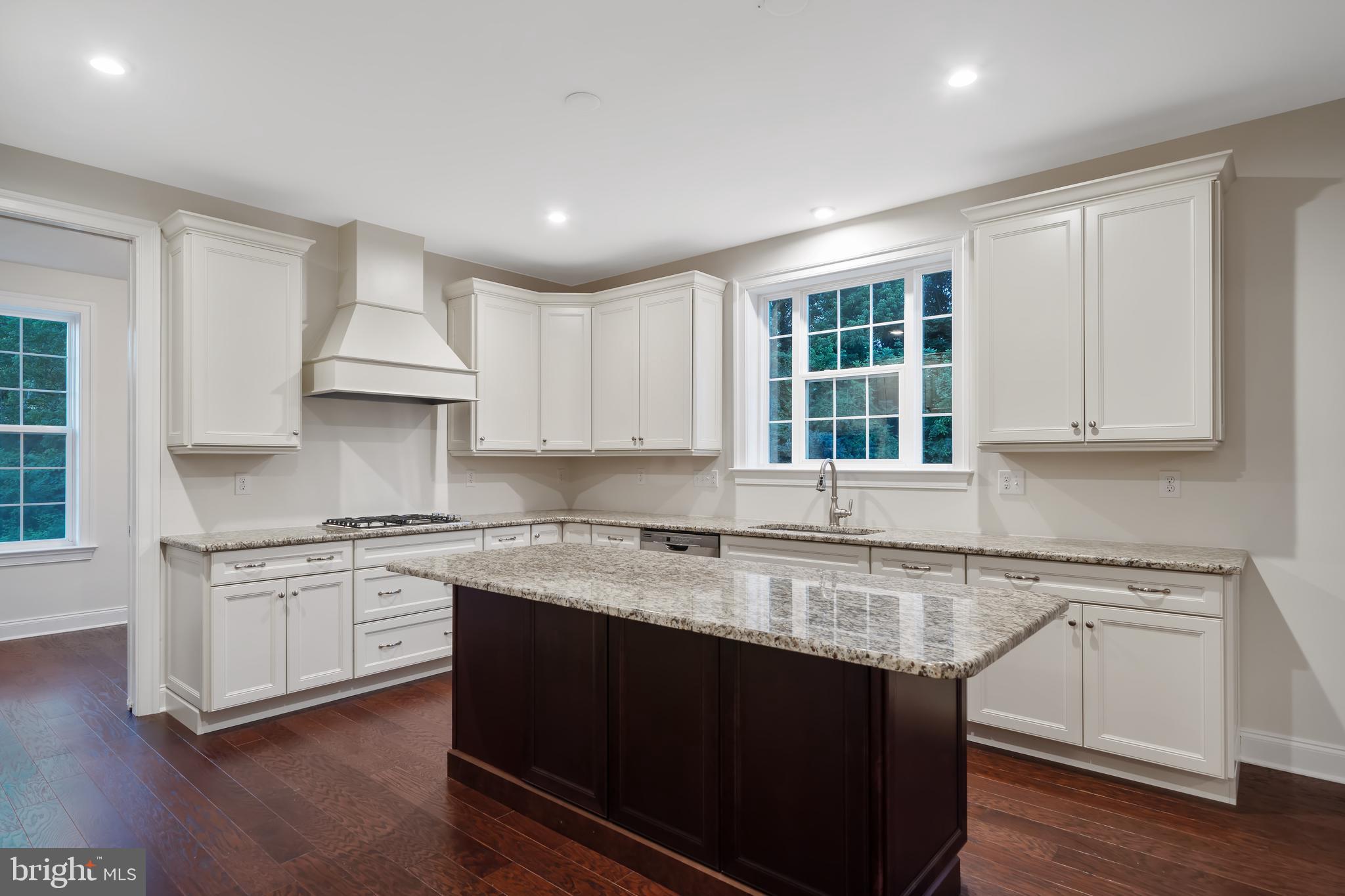 HIGHLANDS AT BACK CREEK - Residential