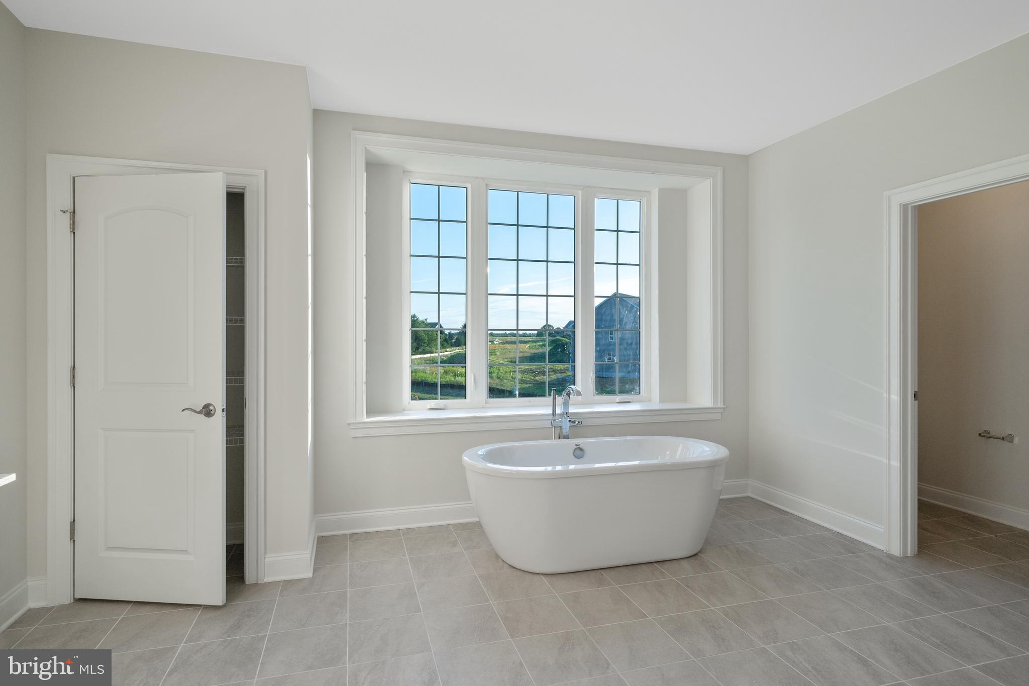 HIGHLANDS AT BACK CREEK - Residential