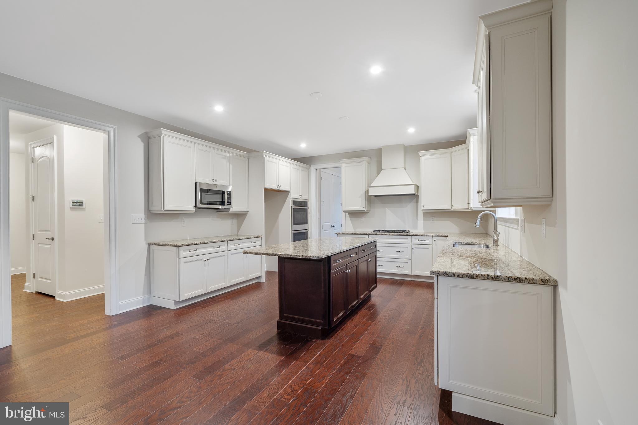 HIGHLANDS AT BACK CREEK - Residential