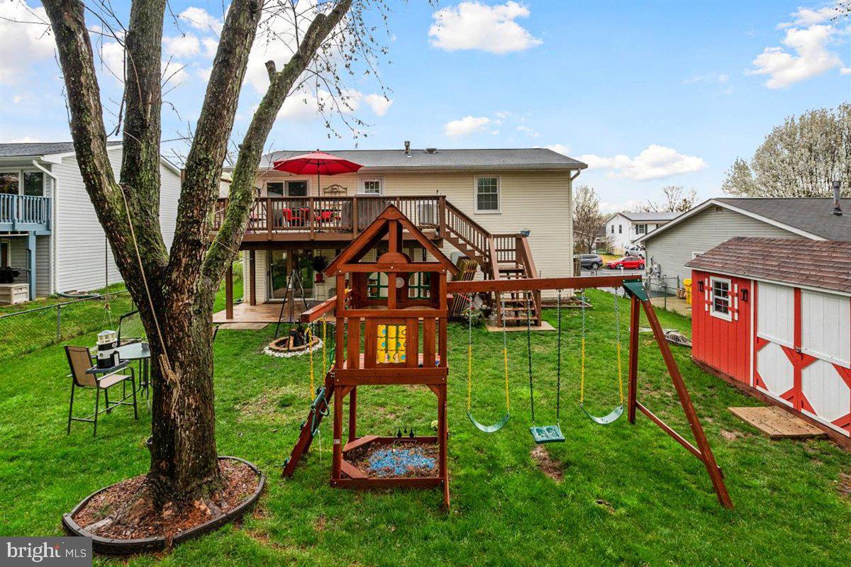 THE PROVINCES - Residential