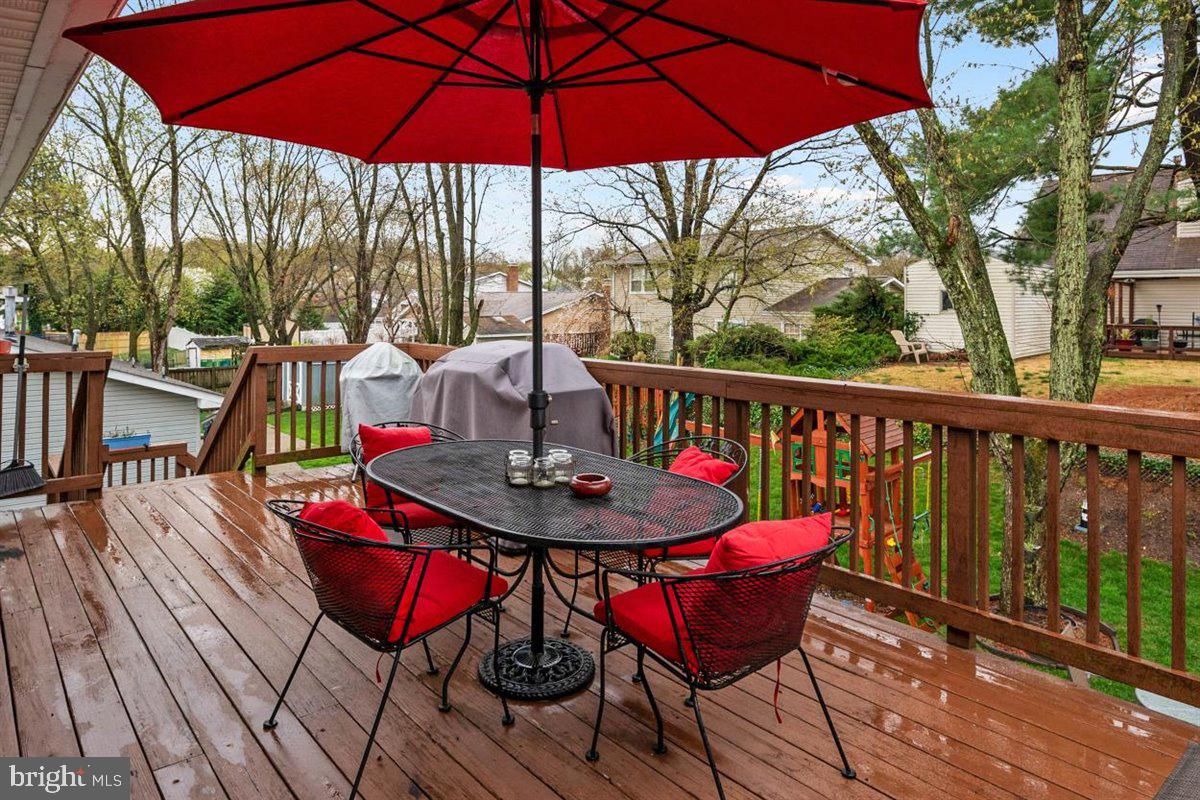 THE PROVINCES - Residential