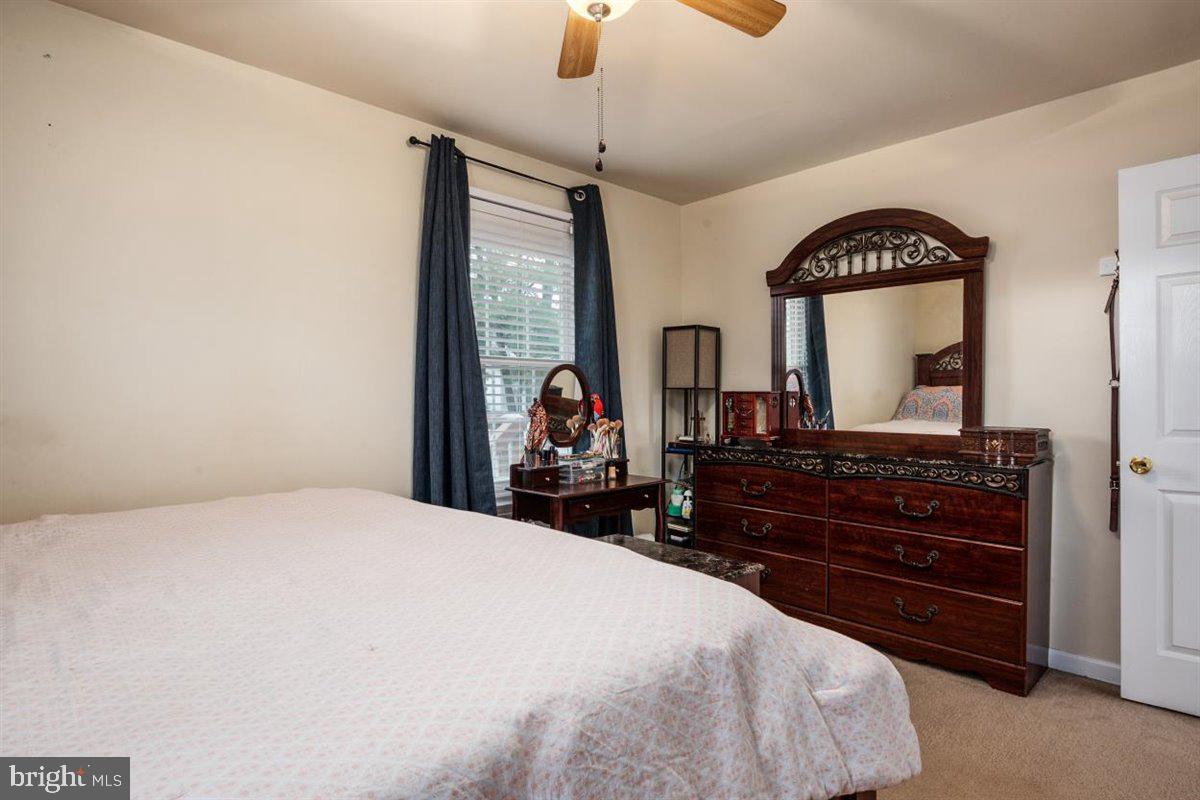 THE PROVINCES - Residential