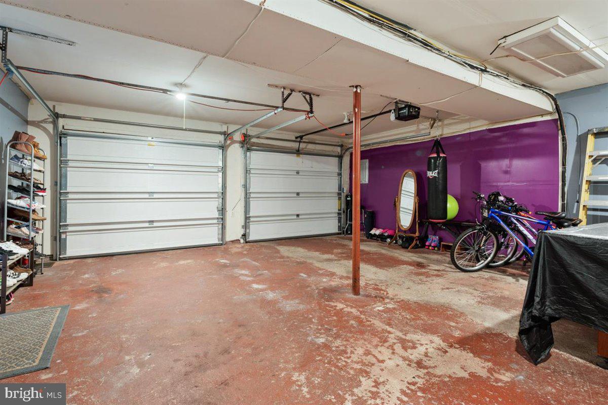 THE PROVINCES - Residential