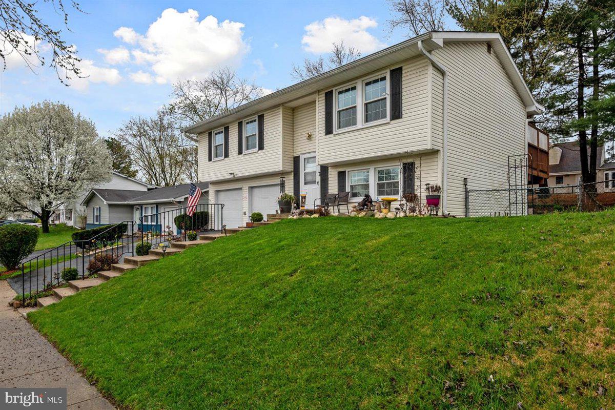 THE PROVINCES - Residential