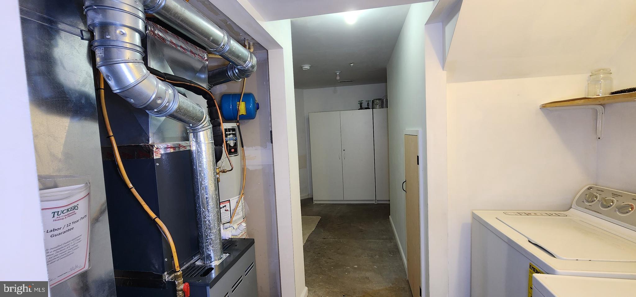 PROSPECT VIEW - Residential Lease