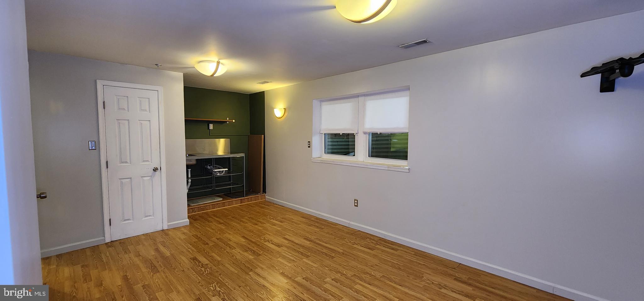 PROSPECT VIEW - Residential Lease