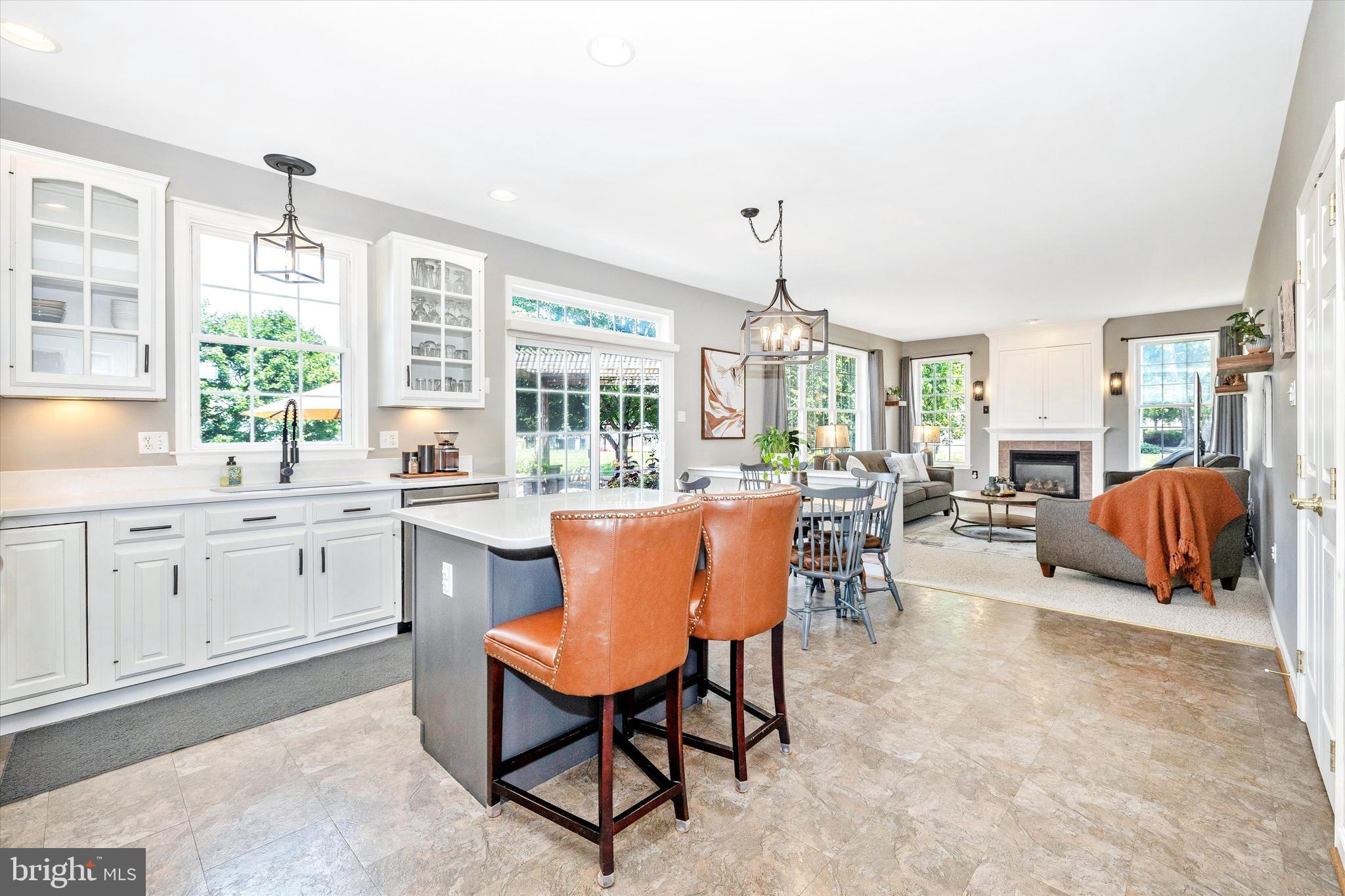 CREEKSIDE PARK - Residential