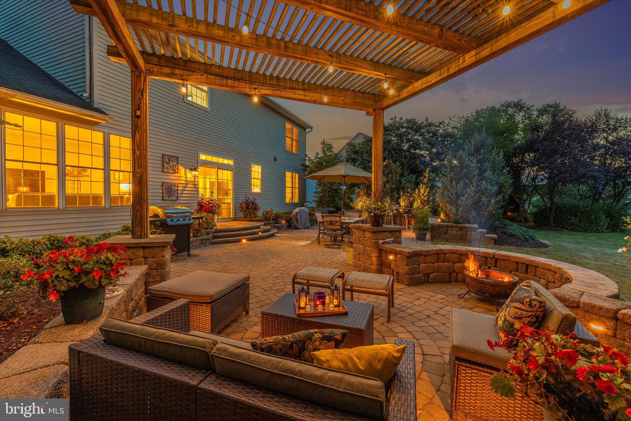 CREEKSIDE PARK - Residential