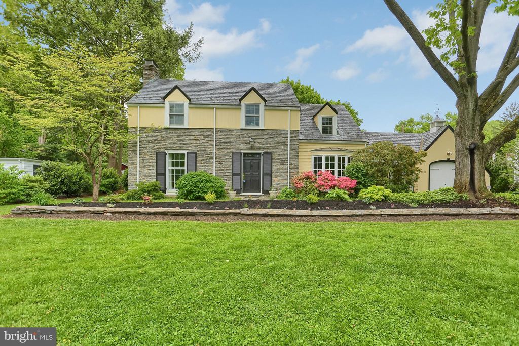 Photo of 1311 QUARRY LN, LANCASTER, PA 17603 (MLS # PALA2031678)