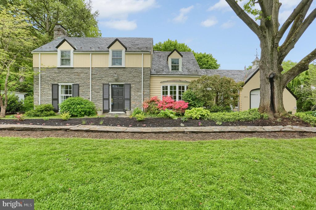 Photo of 1311 QUARRY LN, LANCASTER, PA 17603 (MLS # PALA2031678)