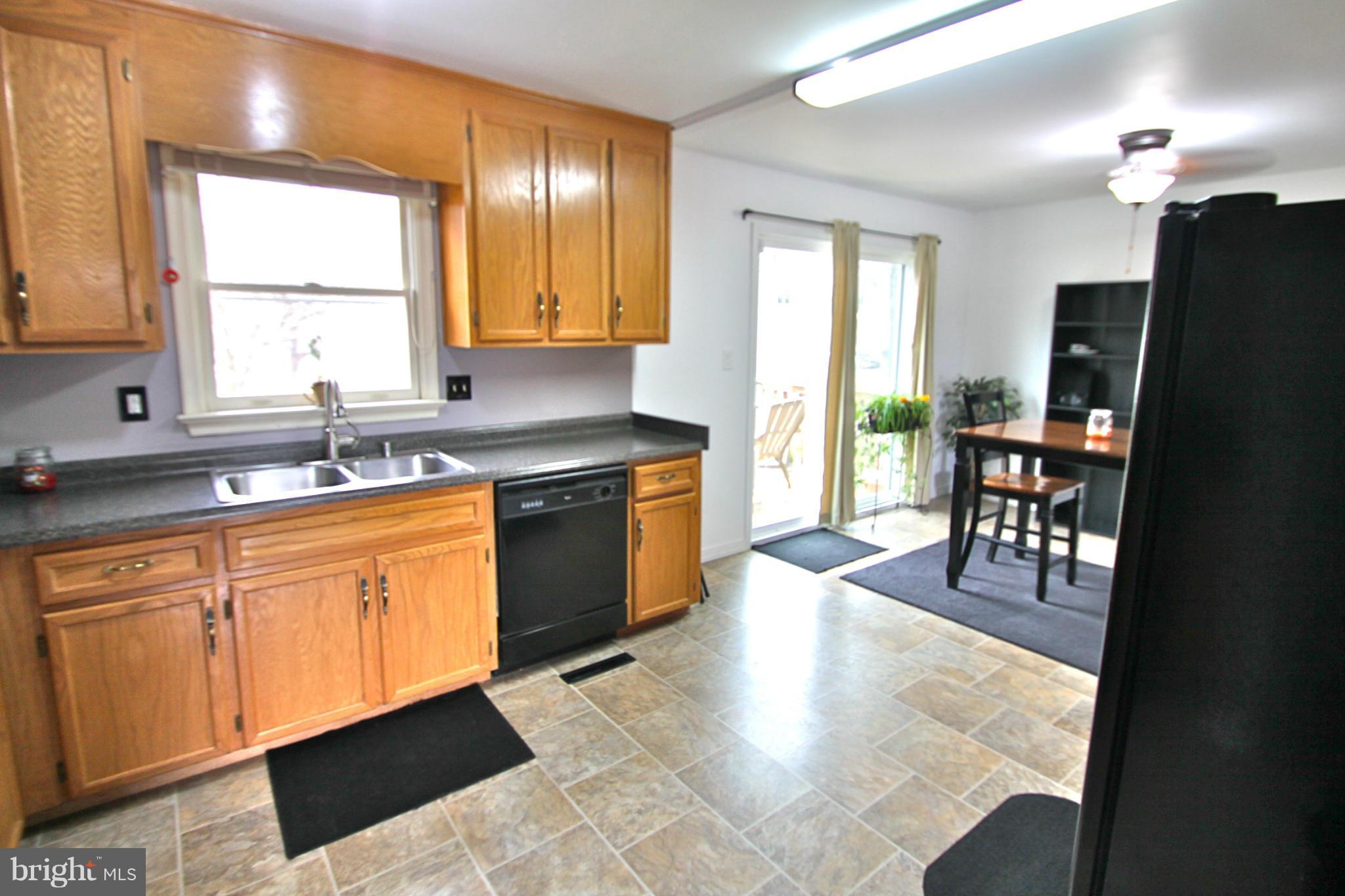 MAPLE GROVE - Residential