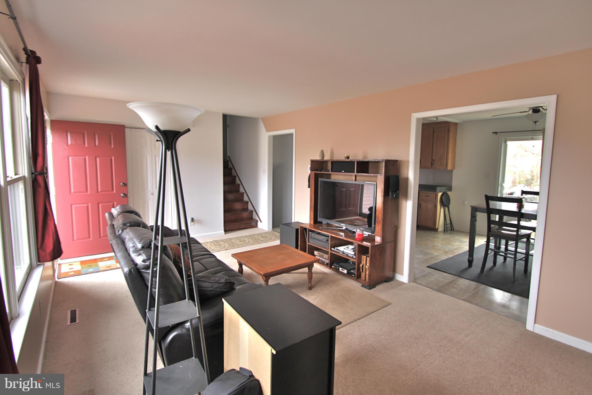 MAPLE GROVE - Residential