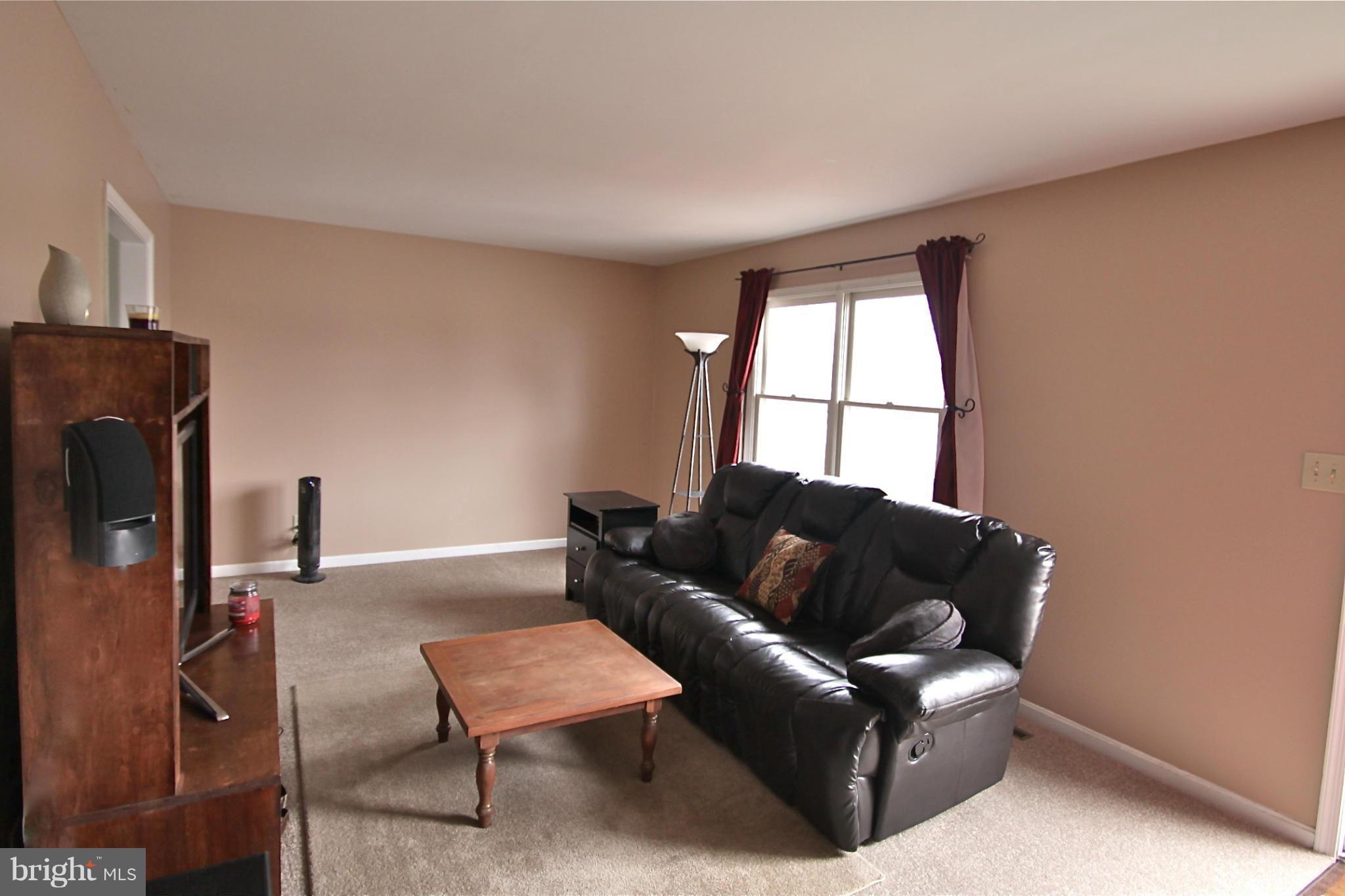 MAPLE GROVE - Residential