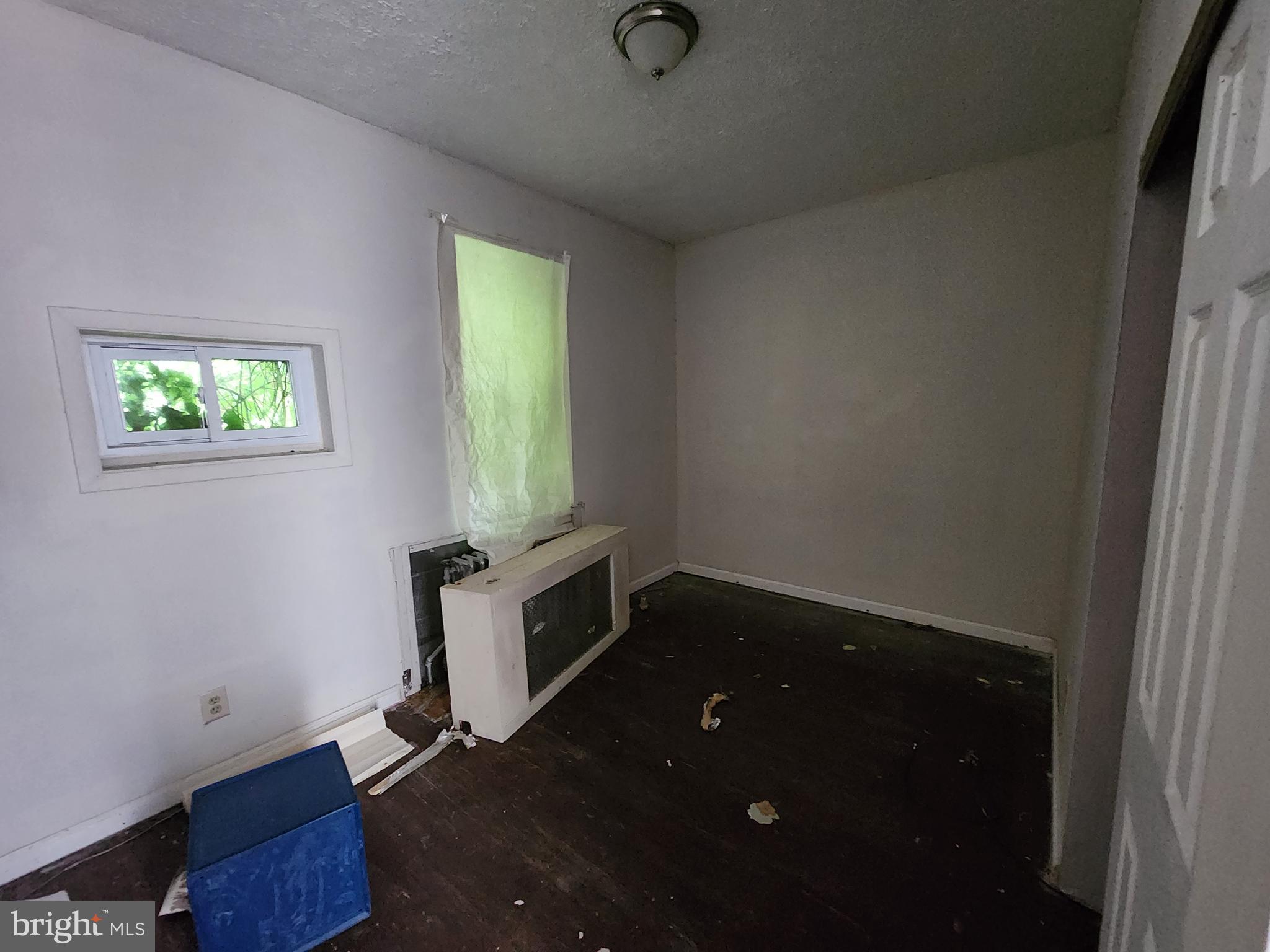 MONDAWMIN - Residential